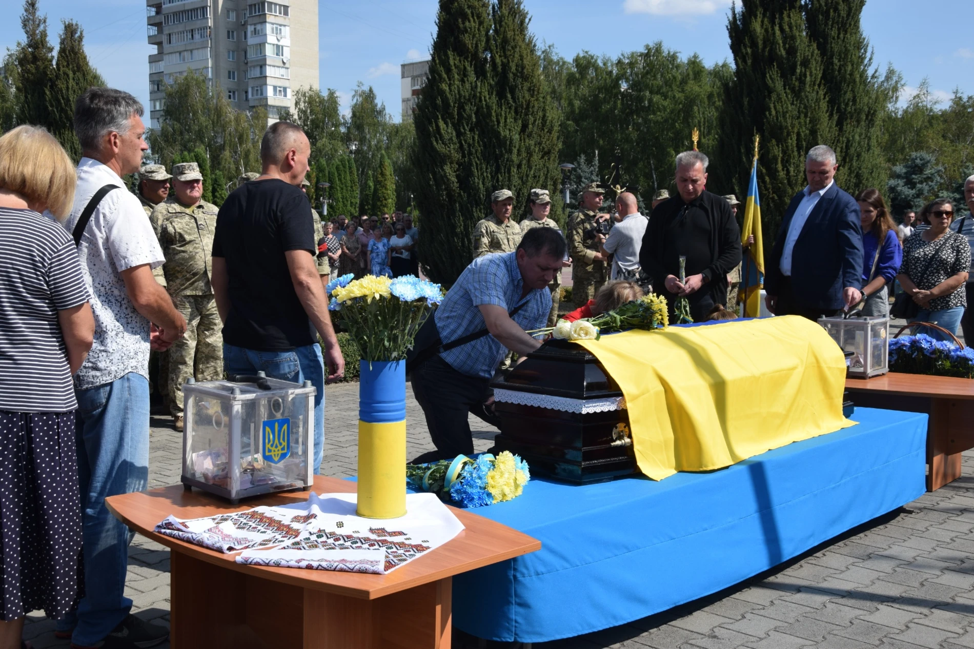 На щиті: Нетішин попрощався із Захисником Віктором Степченком