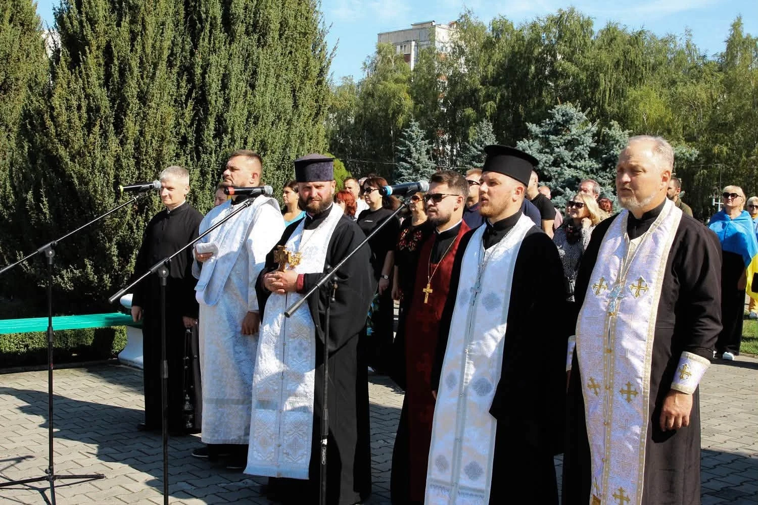 День міста, сповнений скорботи: Нетішин попрощався з захисником Михайлом Луцем
