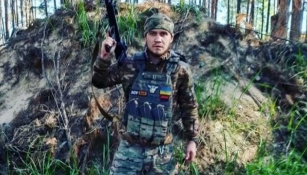 Полеглого воїна та відомого боксера з Нетішина Дениса Ящука нагородили посмертно
