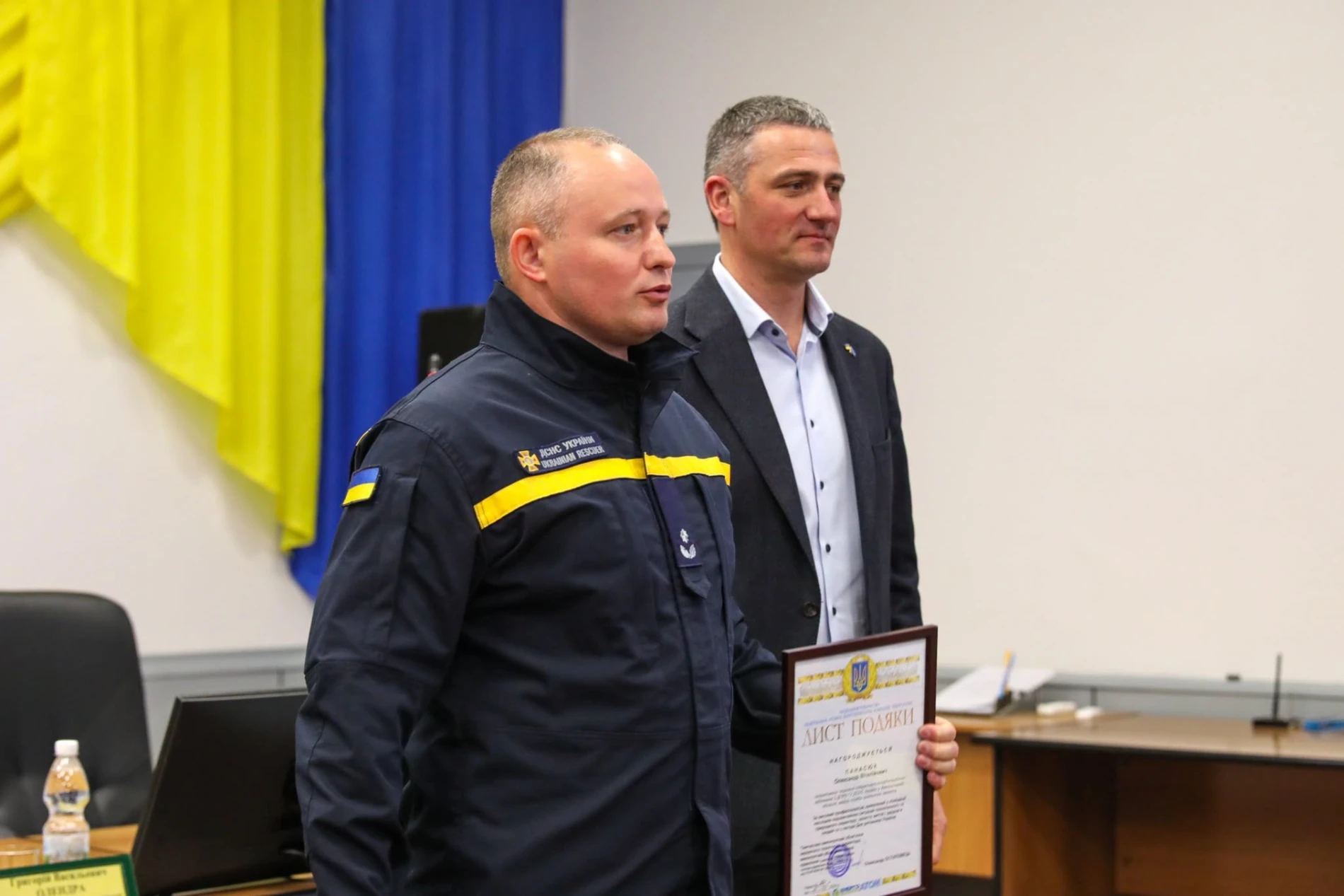 На Хмельницькій АЕС відзначили рятувальників і передали їм новий спецавтомобіль