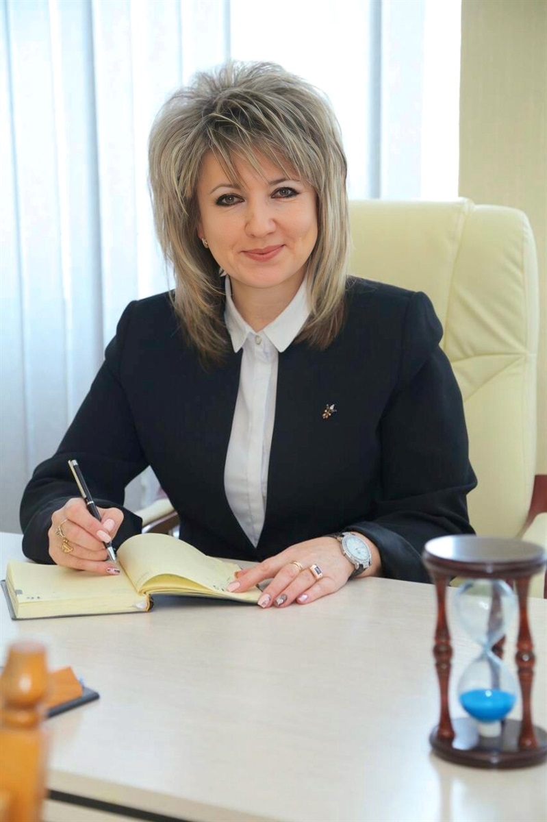 Директорка Нетішинського академічного ліцею стала кращим керівником закладу освіти Хмельниччини