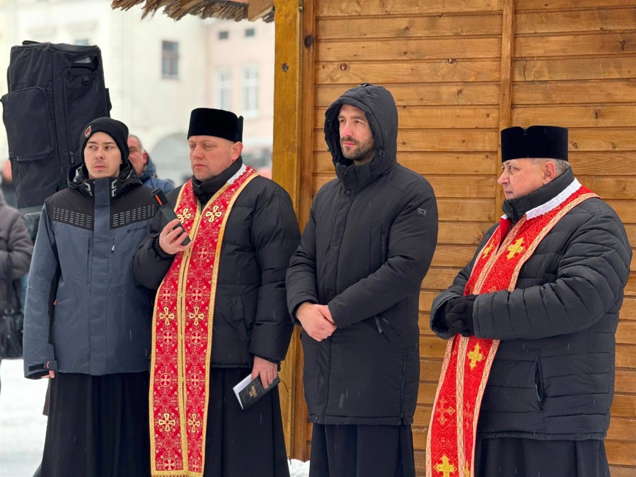 Віддав життя за Україну: на Львівщині попрощалися з уродженцем Нетішина Аркадієм Гурковим