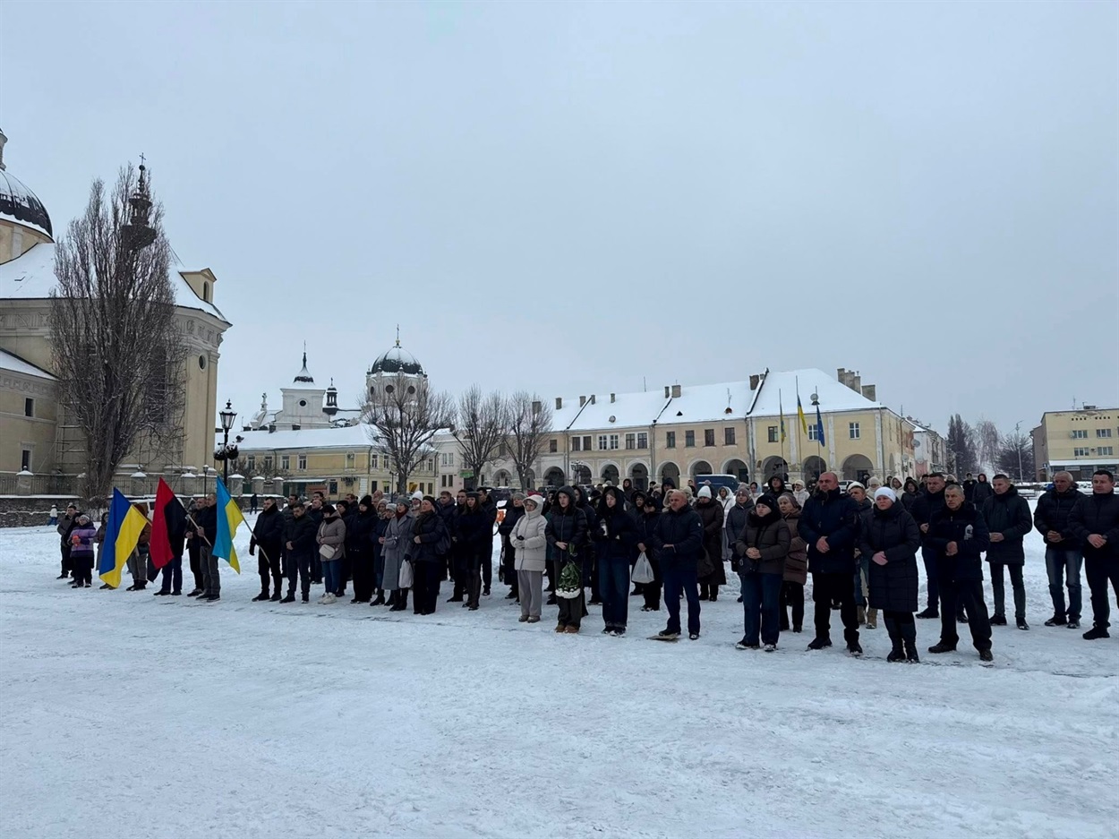 Віддав життя за Україну: на Львівщині попрощалися з уродженцем Нетішина Аркадієм Гурковим