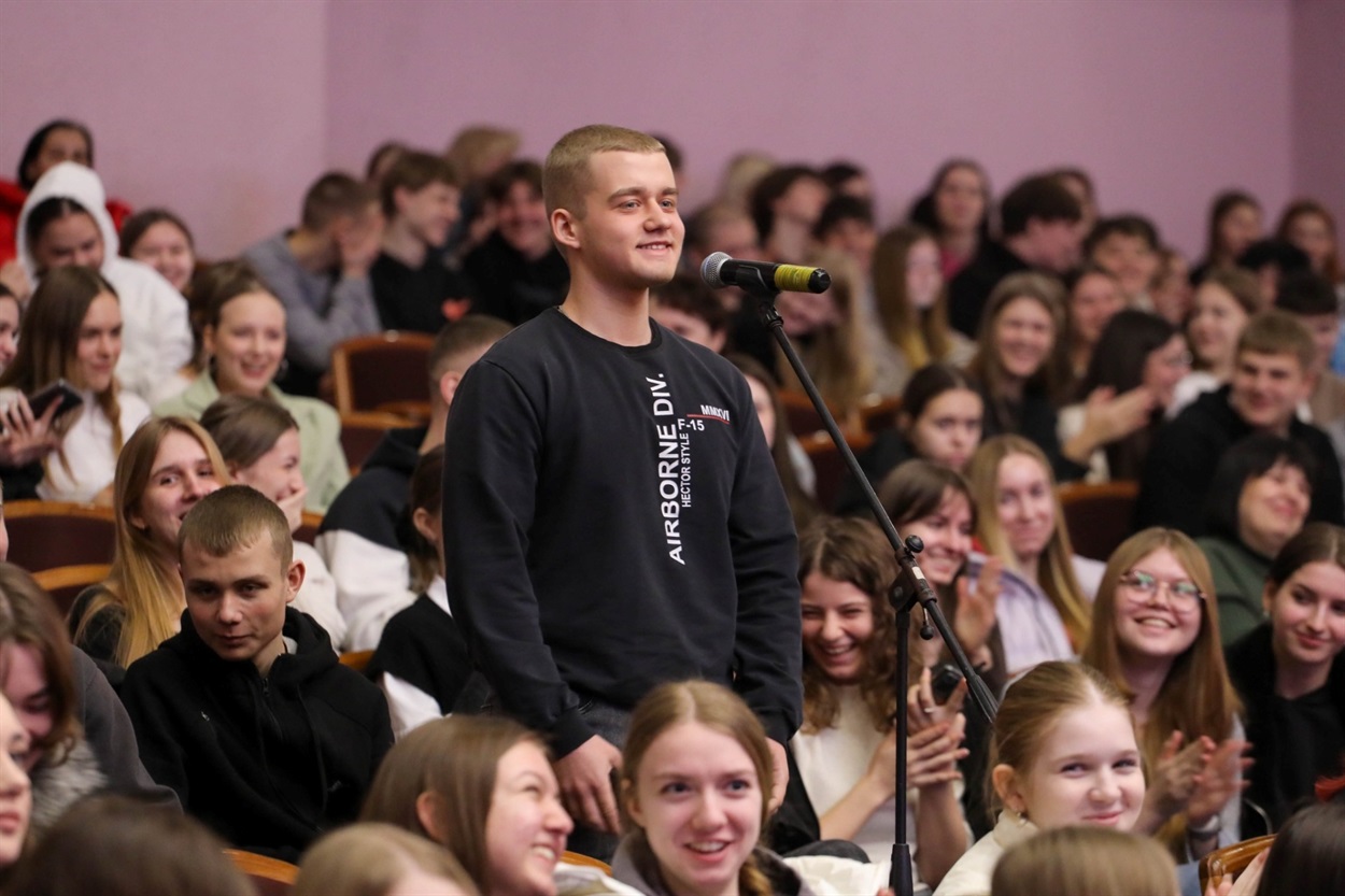 У Нетішині відбувся спільний профорієнтаційний захід Хмельницької АЕС та КНУ імені Тараса Шевченка