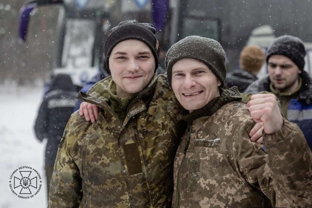 З російського полону повернулося 157 українців: серед звільнених — шестеро жителів Хмельниччини