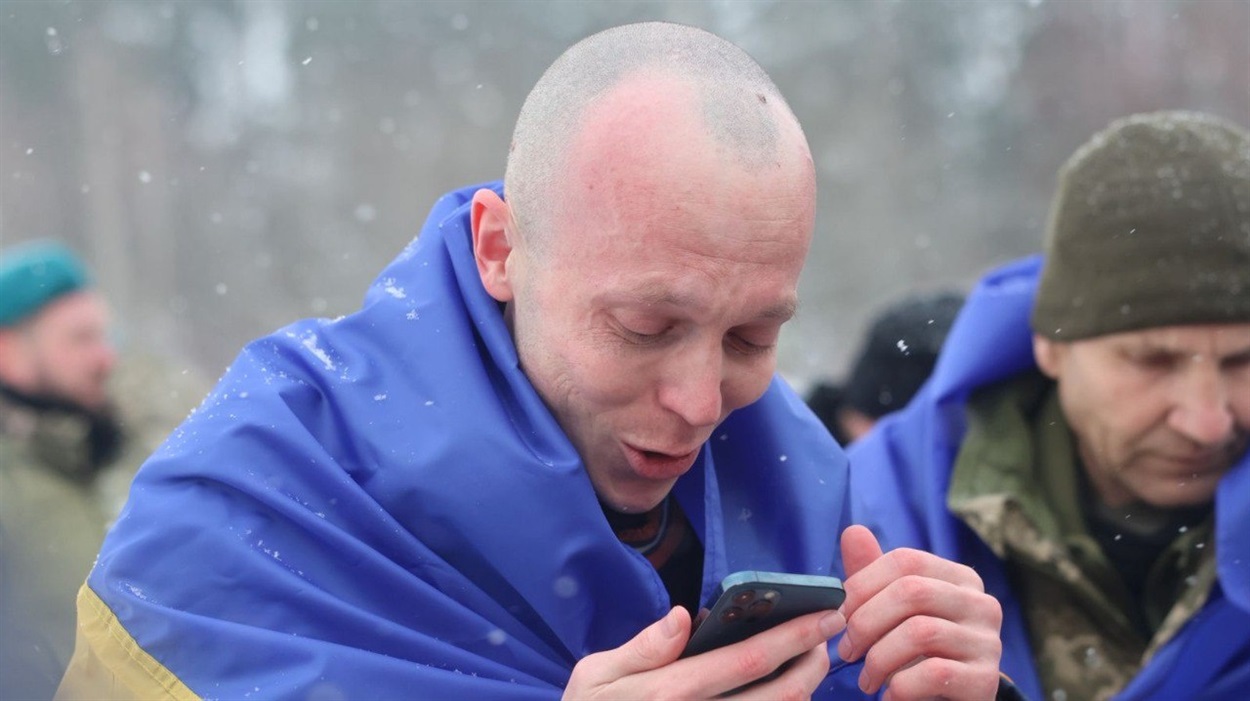 З російського полону повернулося 157 українців: серед звільнених — шестеро жителів Хмельниччини