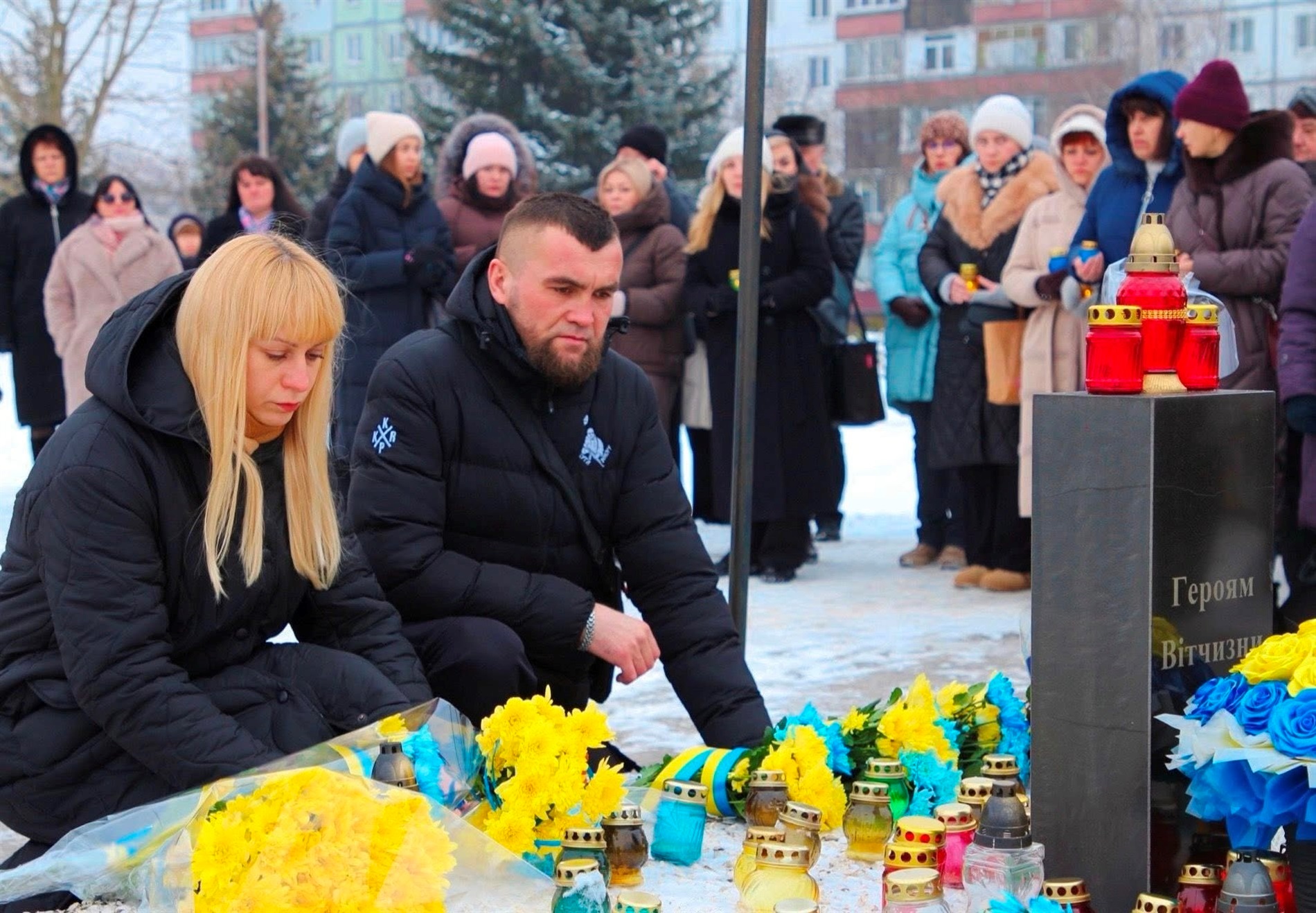 12 років незламності: у Нетішині вшанували памʼять полеглих у роковини початку війни за Незалежність
