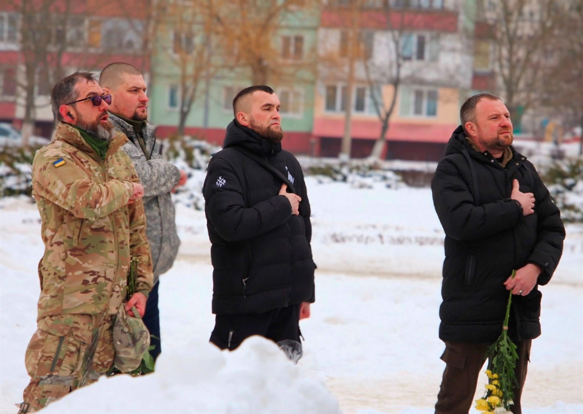 12 років незламності: у Нетішині вшанували памʼять полеглих у роковини початку війни за Незалежність