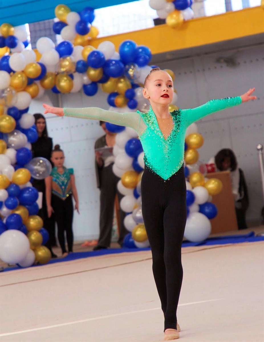 У Нетішині відбувся чемпіонат міста з художньої гімнастики