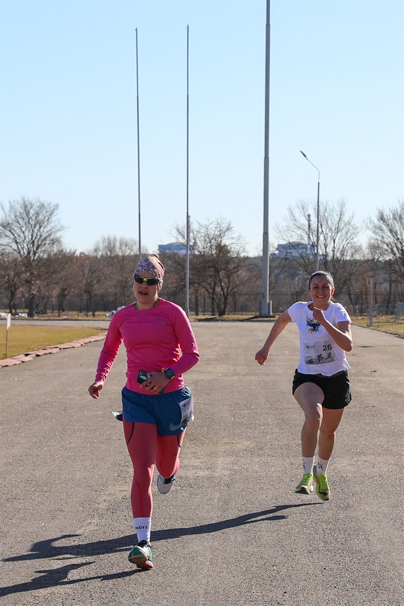 «Код витривалості»: у Нетішині вперше відбувся благодійний тріатлон