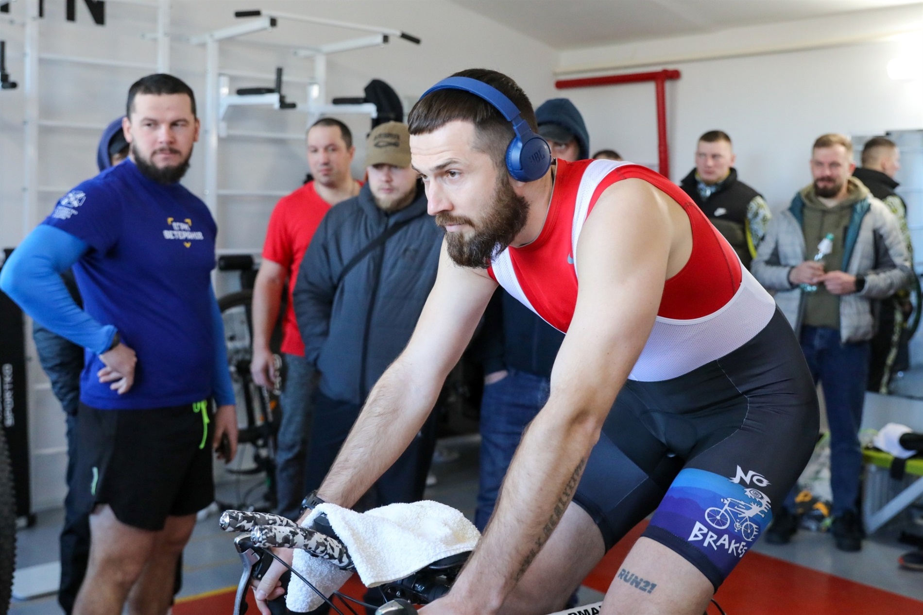 «Код витривалості»: у Нетішині вперше відбувся благодійний тріатлон