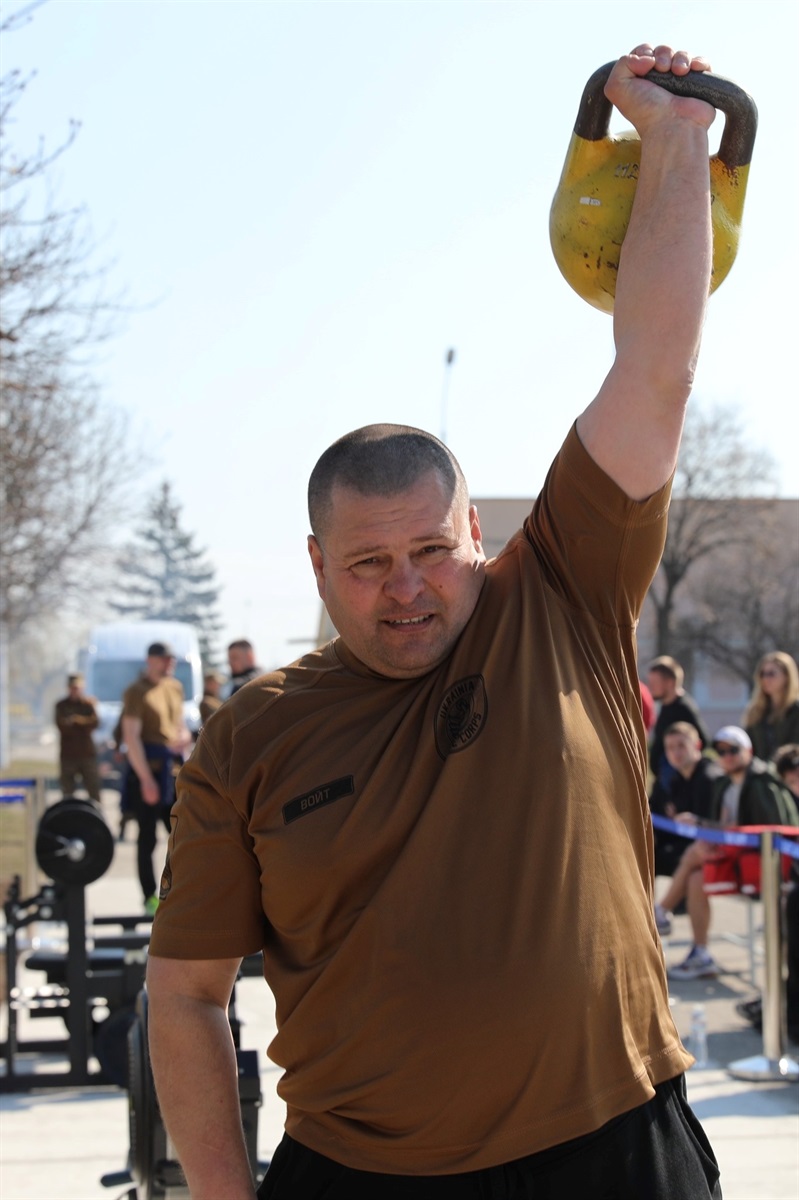 «Міць нескорених»: у Нетішині відбувся відкритий Кубок ХАЕС з кросфіту серед учасників бойових дій