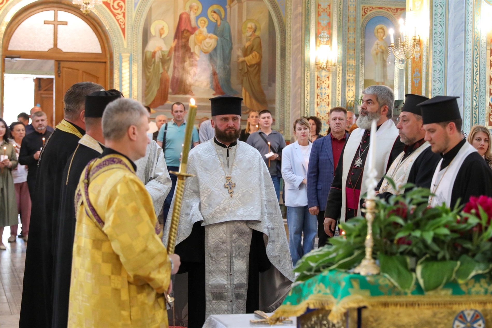 Їхні мрії не встигли здійснитися: у Нетішині вшанували пам’ять загиблих дітей