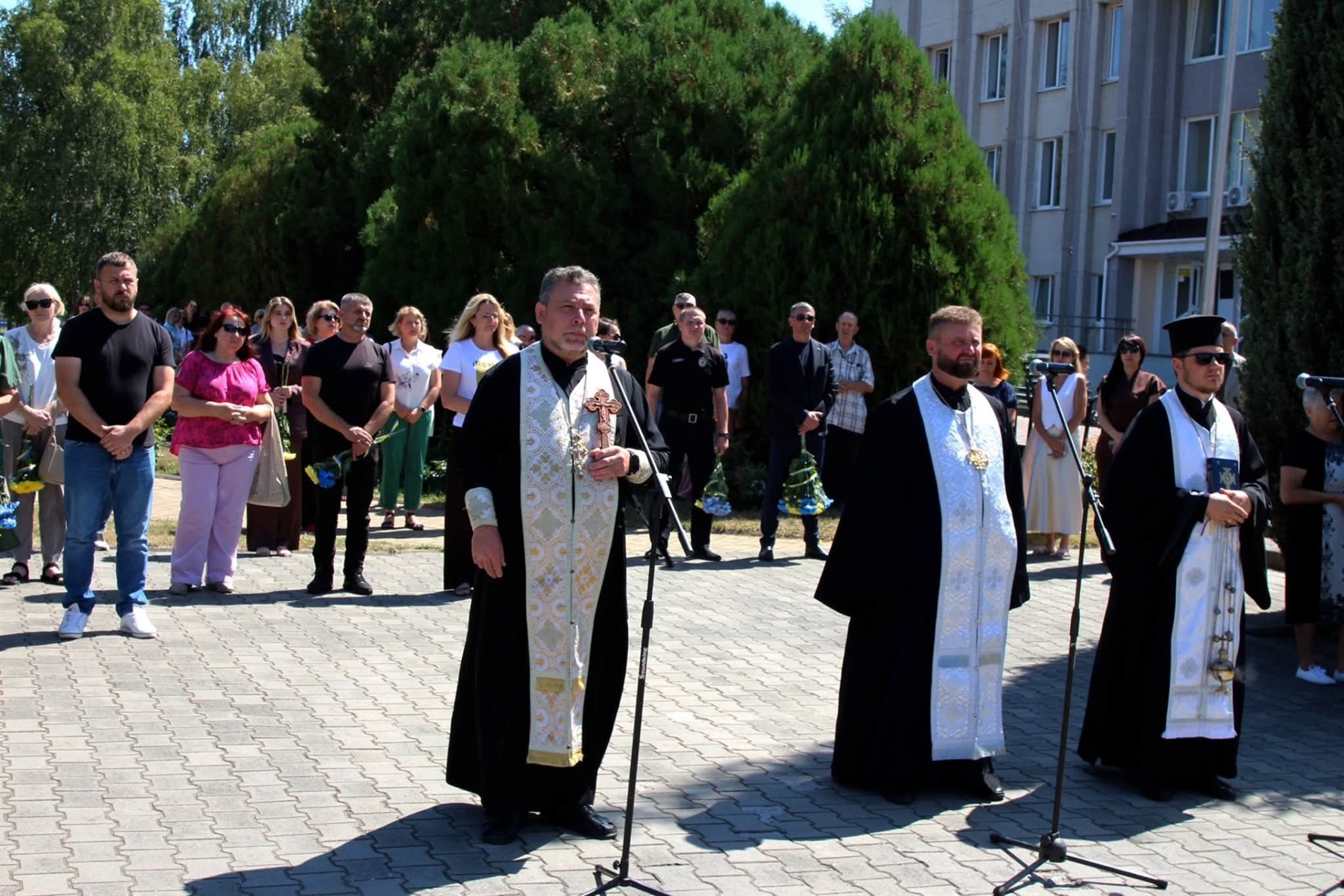 Відданий військовій службі до останнього: громада попрощалася з Вячеславом Лещенком
